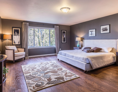 Bedroom flooring with plush carpets