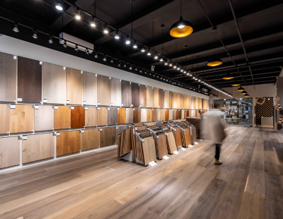 Retail flooring with decorative carpets